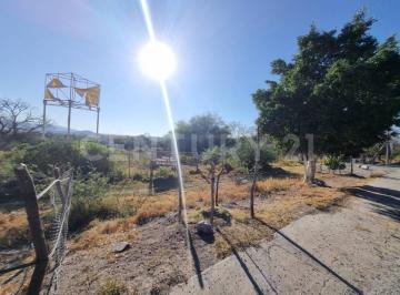 Terreno / Lote · 2700m² · Venta de Terreno de 2700 m² en Zona Muy Comercial en Izucar de Matamoros!