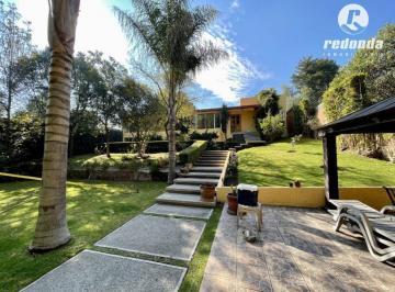 Casa · 490m² · 4 Recámaras · 6 Estacionamientos · Casa - Bosques del Lago