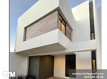 Casa · 111m² · 3 Recámaras · 2 Estacionamientos · Se Vende Casa en Fuerteventura