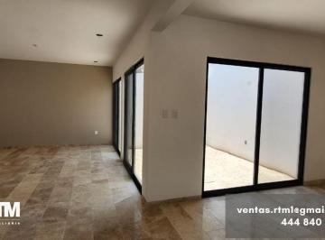 Casa · 120m² · 3 Recámaras · 3 Estacionamientos · Se Vende Casa en Fuerteventura