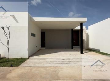 Casa · 250m² · 3 Recámaras · 2 Estacionamientos · Casa en Conkal