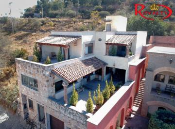 Casa de 2 habitaciones, San Miguel de Allende · Casa en Renta Amueblada, Ojo de Agua