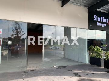Local comercial · 106m² · 2 Estacionamientos · Venta Local Comercial Inversionistas Pb La Reserva Campanario Queretaro Clv - Ae