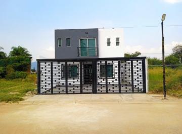 Casa de 4 habitaciones, Tlajomulco de Zúñiga · Hermosa Casa