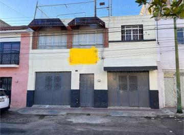 Casa de 12 habitaciones, Guadalajara · Casa en Venta Alcalde Barranquitas