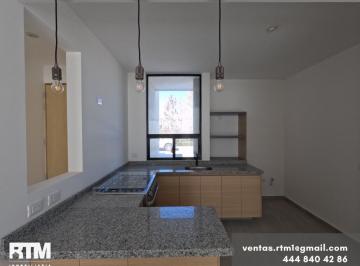 Casa · 141m² · 3 Recámaras · 2 Estacionamientos · Se Vende Casa en Zibari Pozos