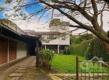 Casa · 396m² · 5 Recámaras · 7 Estacionamientos · Inmueble en Venta Ideal Para Escuela o Comercio Zona Centro