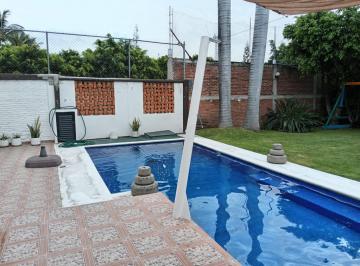 Casa de 4 habitaciones, Jiutepec · Venta Casa Sola Centro de Jiutepec