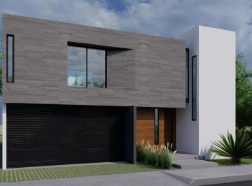 Casa · 346m² · 4 Recámaras · 3 Estacionamientos · Casa Residencial con Recamara en Planta Baja y Alberca