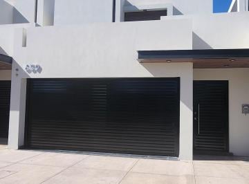 Casa de 4 habitaciones, Ahome · Casa Nueva en Renta Fracc Scally