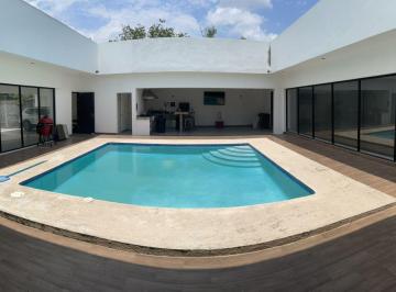 Casa · 300m² · 1 Recámara · Casa en Venta en El Uro, Monterrey