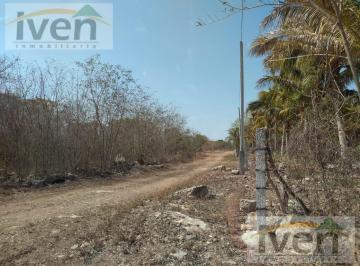 Terreno / Lote · 2400m² · Terreno en Zona de Crecimiento Merida - Komchen