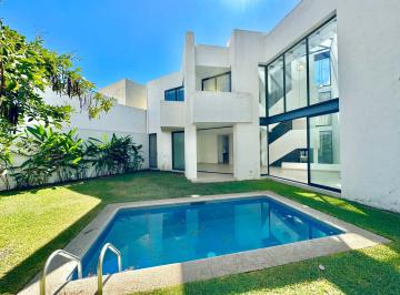 Casa de 4 habitaciones, Cuernavaca · Casa en Exclusivo Fraccionamiento Real San Juan
