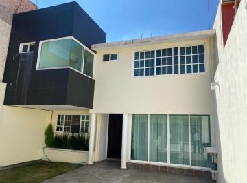 Casa de 3 habitaciones, Coyoacán · Hermosa Casa en Venta Al Sur de La Ciudad