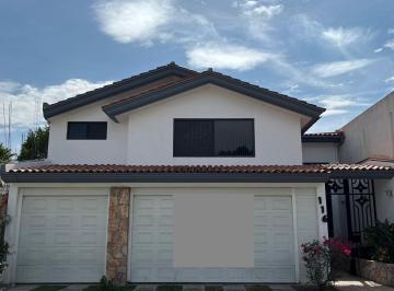 Casa en condominio · 386m² · 3 Recámaras · Venta de Casa en Fraccionamiento, La Recta a Cholula Puebla