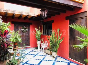 Casa · 413m² · 4 Recámaras · 2 Estacionamientos · Casa en Venta Fracc. Reforma Esmeralda