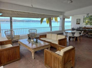 Casa de 9 habitaciones, Jojutla · Casa en El Lago de Tequesquitengo