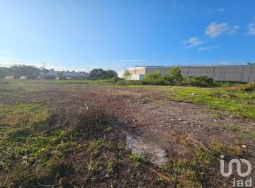 Terreno / Lote · 6333m² · Terreno en Venta Comercial Y/o Residencial 6,333 m² Benito Juarez Ote. Tepic, Nay.