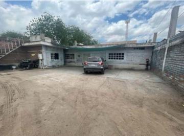 Casa en condominio · 134m² · 4 Recámaras · 10 Estacionamientos · Casa Taller en Venta en El Diez, Culiacan, Sinaloa