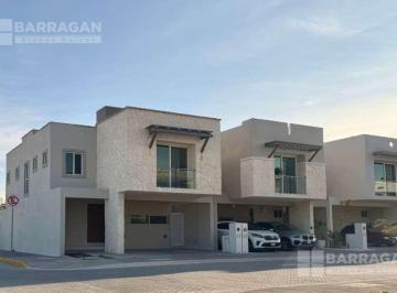Casa · 215m² · 3 Recámaras · 2 Estacionamientos · Casa de Entrega Inmediata Benevento Residencial Modelo Castello