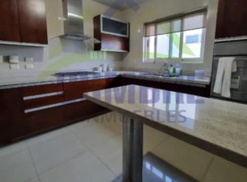 Casa de 3 habitaciones, Monterrey · Venta Bosques de Las Cumbres Sector C