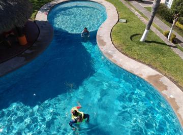 Casa en condominio de 2 habitaciones, Emiliano Zapata · Urge Vender Casa Amueblada en Conjunto con Alberca y Escritura Publica