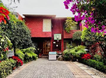 Casa de 4 habitaciones, Xochimilco · Casa Estilo Rustico en Jardines del Sur