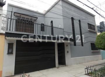 Casa · 560m² · 4 Recámaras · 4 Estacionamientos · Casa en Venta en del Valle, Benito Juárez, Cdmx