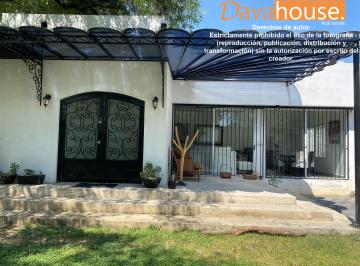 Casa de 4 habitaciones, Santiago · Venta de Casa, Yerbaniz, Carretera Nacional