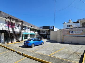 Oficina · 70m² · Amplia Oficina en Renta en Plaza Comercial