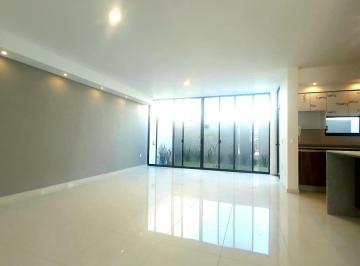 Casa de 3 habitaciones, Zapopan · Casa en Venta en Solares Coto Altanza