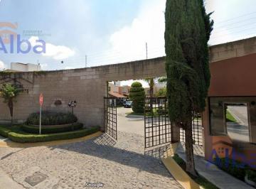 Casa · 257m² · 3 Recámaras · 2 Estacionamientos · Casa en Venta en Trojes del Norte a un Paso de Arroyo El Molino