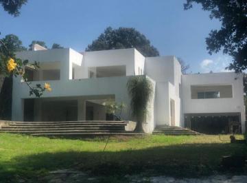 Casa · 360m² · 3 Recámaras · Totalmente Nueva