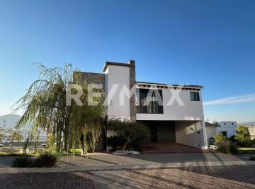 Casa en condominio · 518m² · 3 Recámaras · 2 Estacionamientos · Venta de Residencia en Lomas de Angelopolis, La Gran Reserva. - (4)