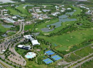 Terreno / Lote · 1000m² · Terreno en Venta El Bosque Country Club León Guanajuato