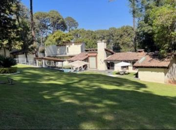 Casa de 6 habitaciones, Valle de Bravo · Casa en Venta en Avandaro Valle de Bravo