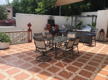 Quinta de 4 habitaciones, Santiago · Quinta con 1040 m² Terreno, 4 Habitaciones en Venta en El Cercado Centro