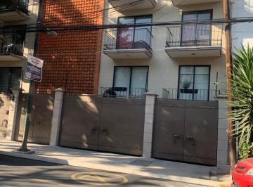 Departamento de 3 habitaciones, Benito Juárez · En Venta Estupendo y Recien Remodelado Penthouse en Dos Niveles.