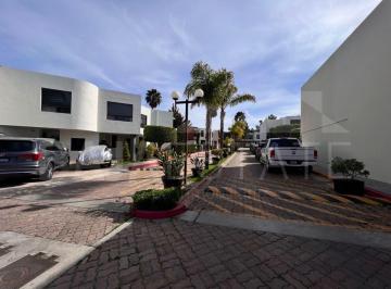 a147d31ae0333adf82efbd037f8e6f933adfda1a51774d22e0471dc8f165270c · Casa en Renta en Hipodromo Dos Tijuana