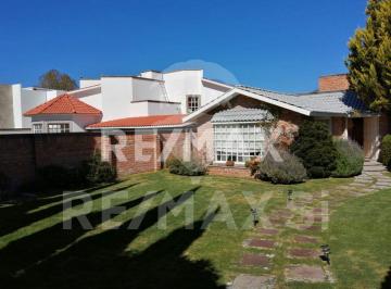 Casa · 320m² · 3 Recámaras · 4 Estacionamientos · Rcv Casa en Venta en Juriquilla Villas del Mesón Para Remodelar