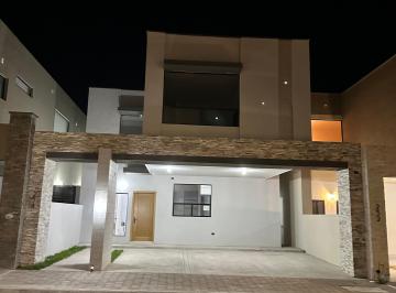 Casa de 3 habitaciones, Arteaga · Casa en Renta El Roble $28,000.00. Privanzas del Campestre. Amueblada