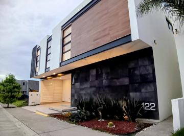 Casa en condominio de 4 habitaciones, Aguascalientes · Venta de Hermosa Casa en El Exclusivo Fraccionamiento Tamarindos