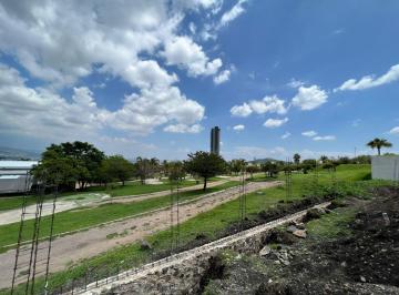 Terreno / Lote , León · Terrenos en Venta en Gran Jardín (2) con Espectacular Vista a La Presa