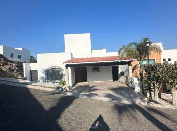 Casa en condominio de 3 habitaciones, Corregidora · Real de Tejeda $5