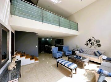 Casa de 3 habitaciones, Alvaro Obregón · Vendo Casa de 3 Rec - 628 m² en Privada Moderna en Col. Florida