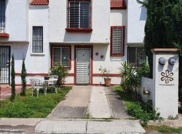 Casa en condominio · 63m² · 2 Recámaras · 1 Estacionamiento · Casa Renta Miraflores, Tlaquepaque, Jal