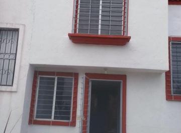 Casa en condominio · 63m² · 2 Recámaras · 1 Estacionamiento · Casa Renta Miraflores, Tlaquepaque, Jal