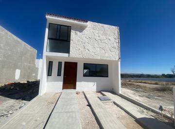 Casa de 3 habitaciones, El Marqués · Casa en Venta Ciudad Maderas