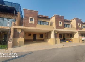 Casa de 3 habitaciones, Tizayuca · Casa con 162 m² Superficie de Construccion y 3 Recámaras en Venta, Olmos
