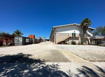 Bodega comercial , Carmen · Bodega Industrial con Patio y Oficinas en Renta